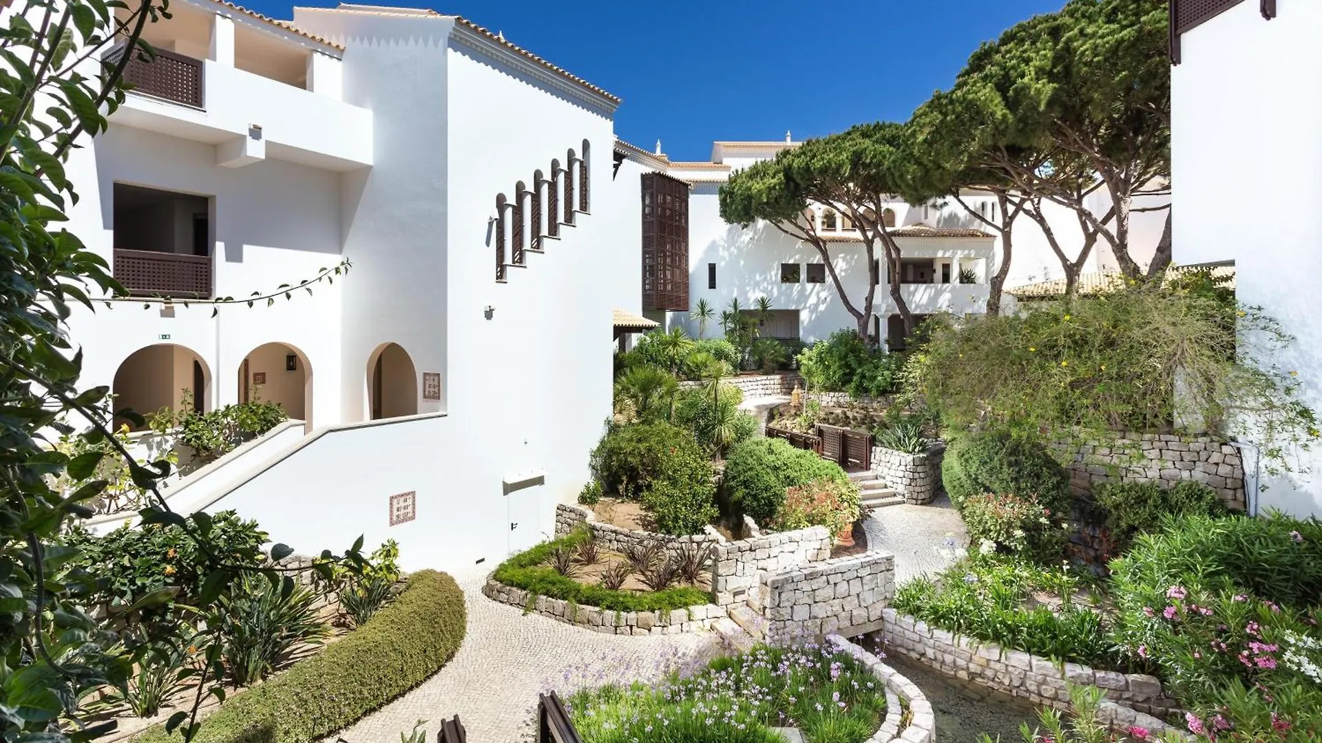 Pine Cliffs Hotel, A Luxury Collection Resort, Algarve Albufeira Hotel