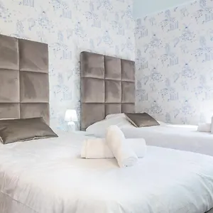 Apartment Arcadas Grand Sea View
