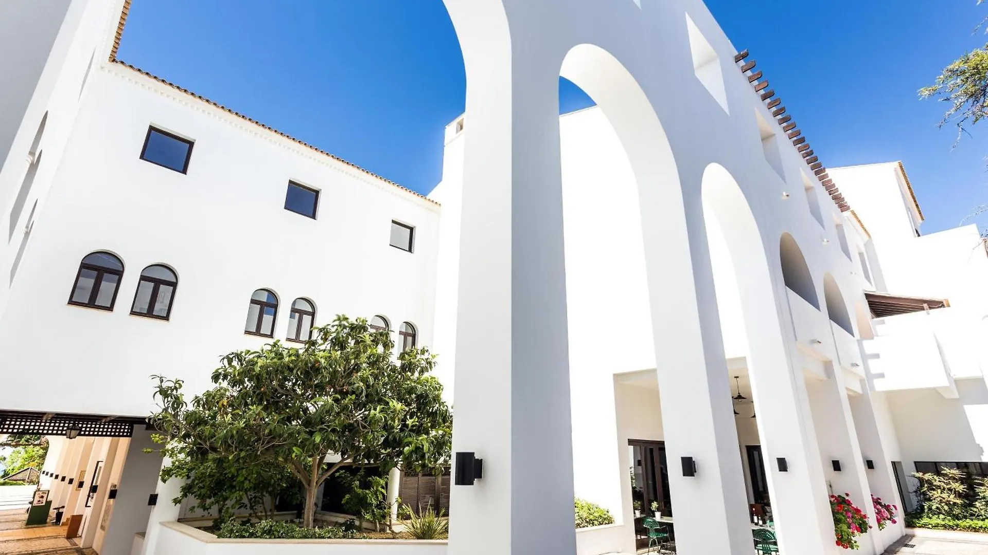 Hotel Pine Cliffs Hotel, A Luxury Collection Resort, Algarve