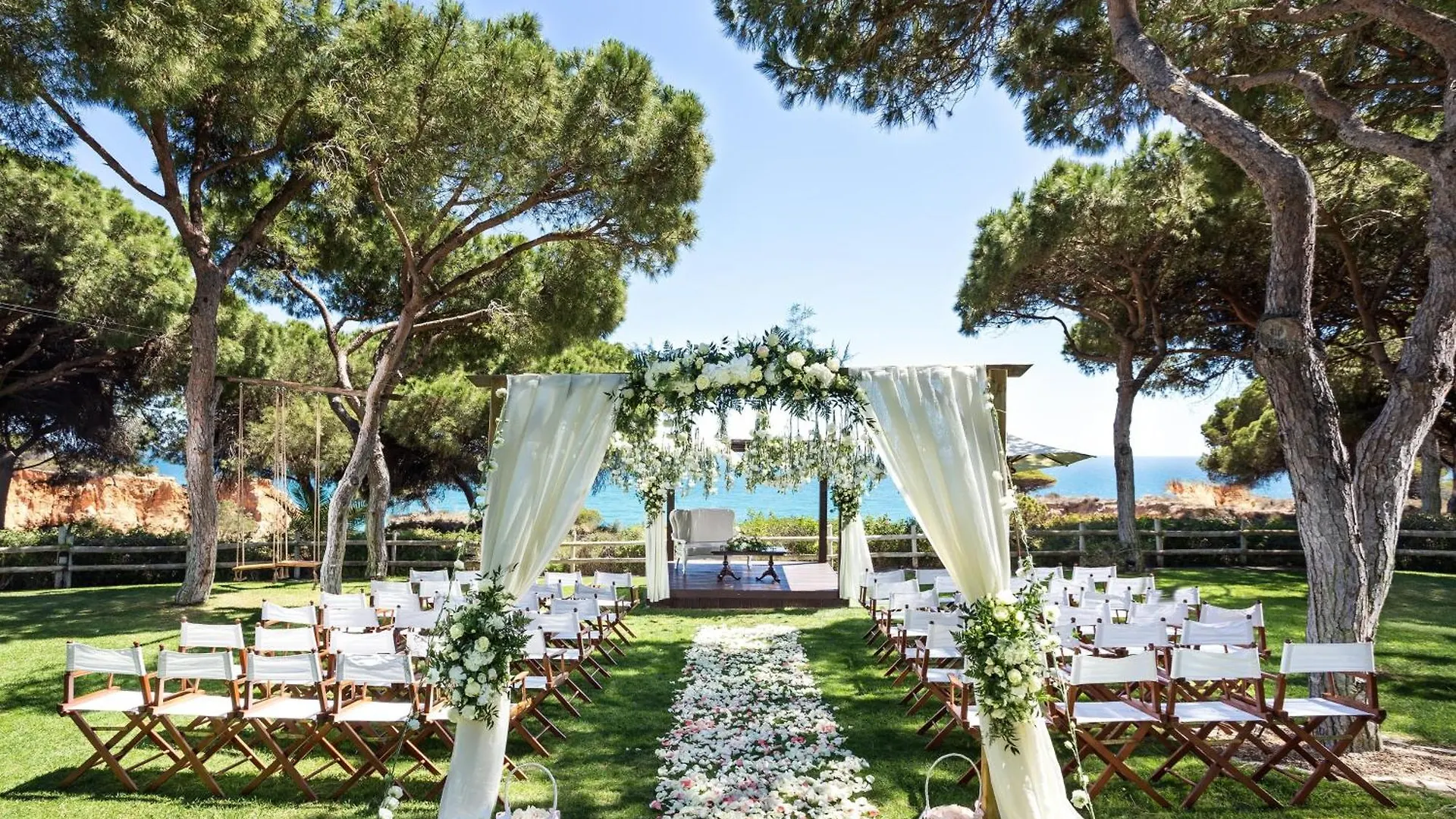 Pine Cliffs Hotel, A Luxury Collection Resort, Algarve 5*, Albufeira